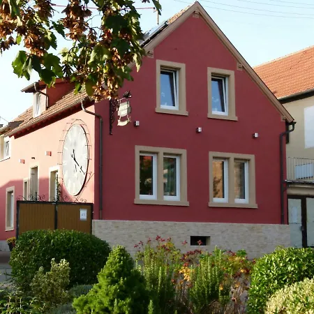 Gaestehaus Spatzennest Casa de hóspedes 3*