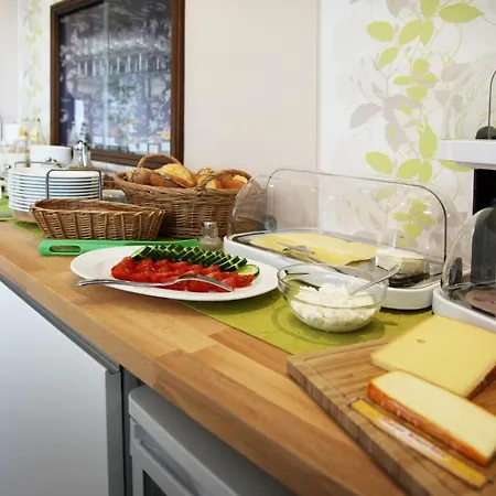 Gaestehaus Spatzennest 3*